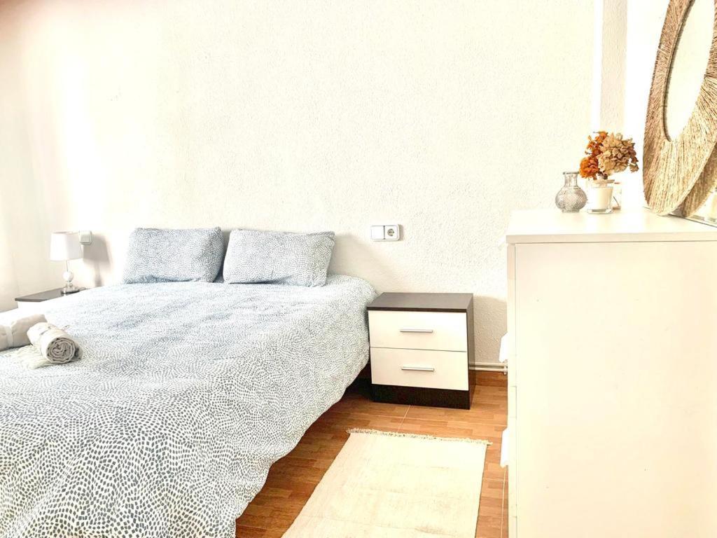 Apartamento A 200 Metros Paseo Zorrilla 巴利亚多利德 外观 照片